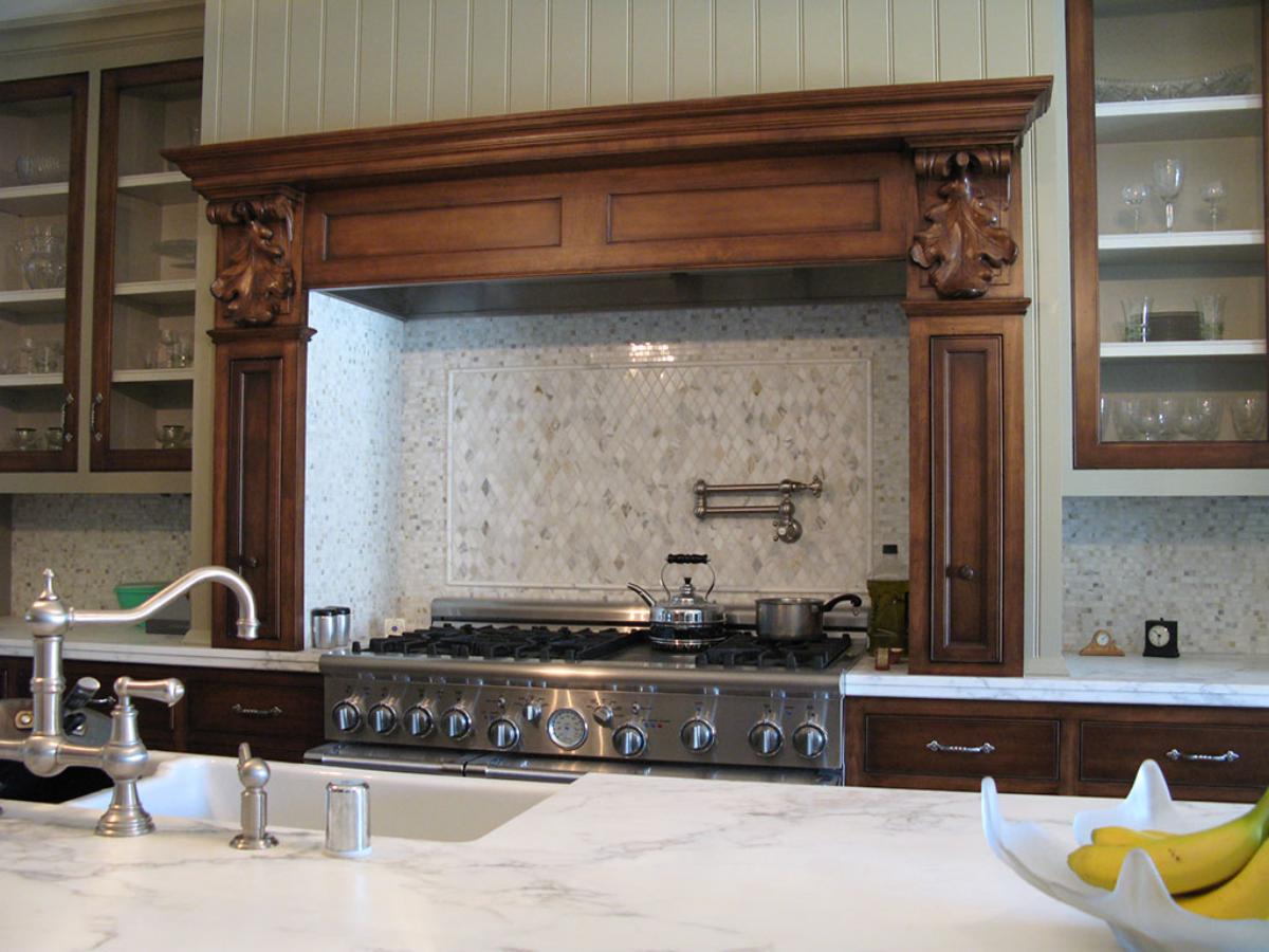 Custom range wall cabinetry